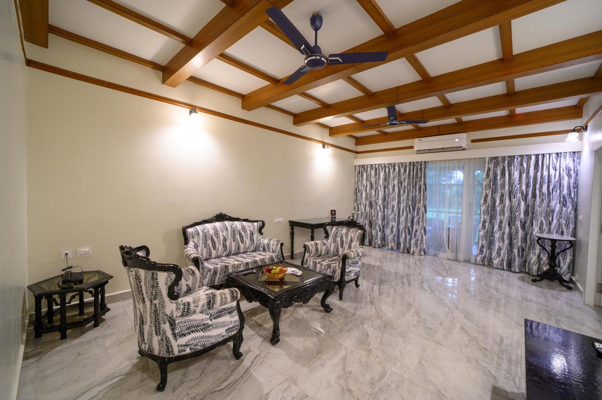 Sinclairs Retreat Dooars, Chalsa Hotel Exterior photo