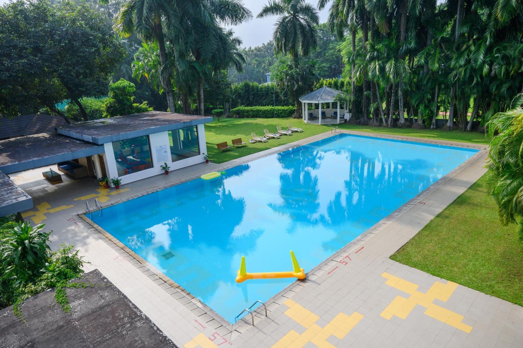 Sinclairs Retreat Dooars, Chalsa Hotel Exterior photo