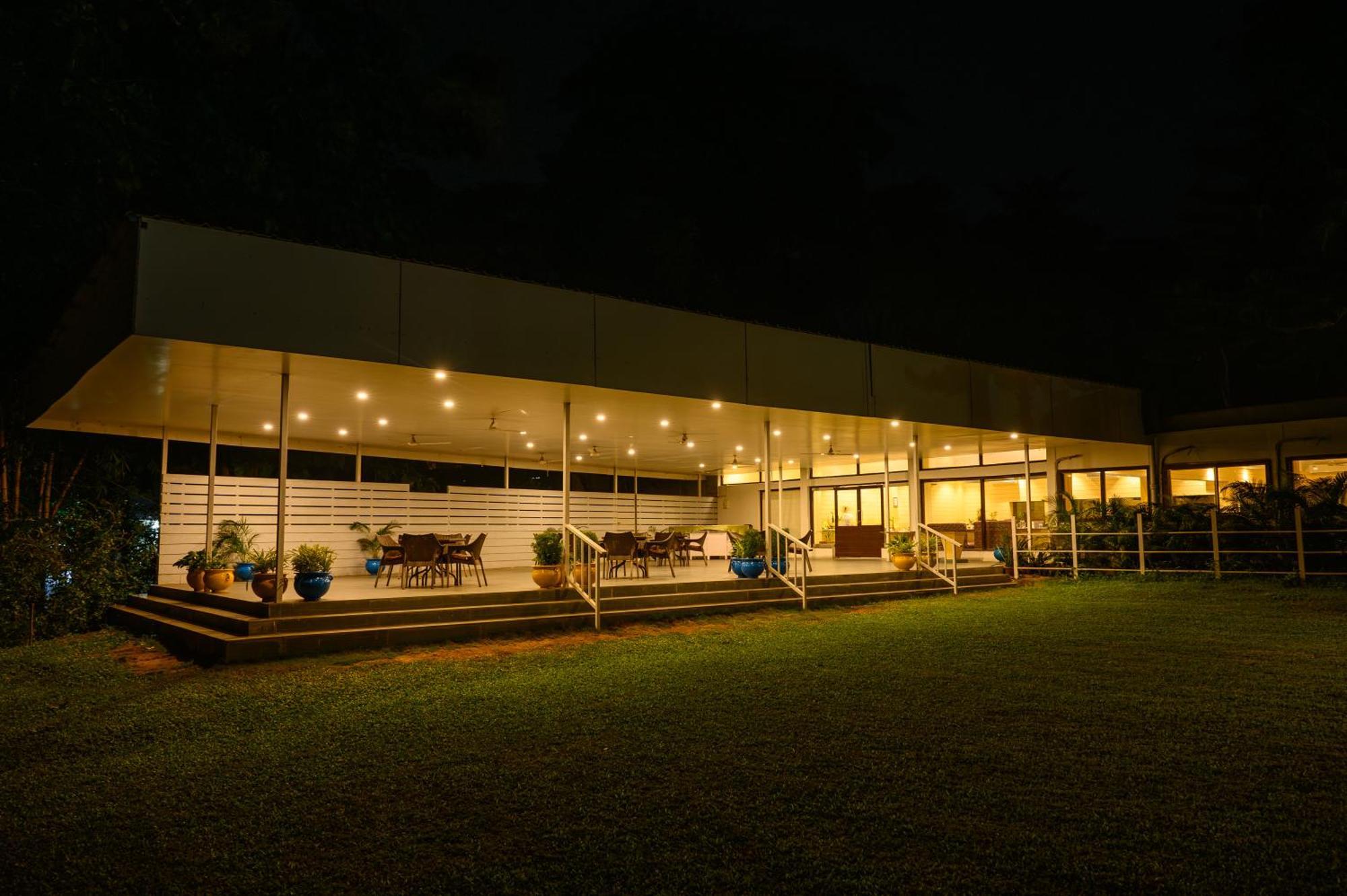 Sinclairs Retreat Dooars, Chalsa Hotel Exterior photo